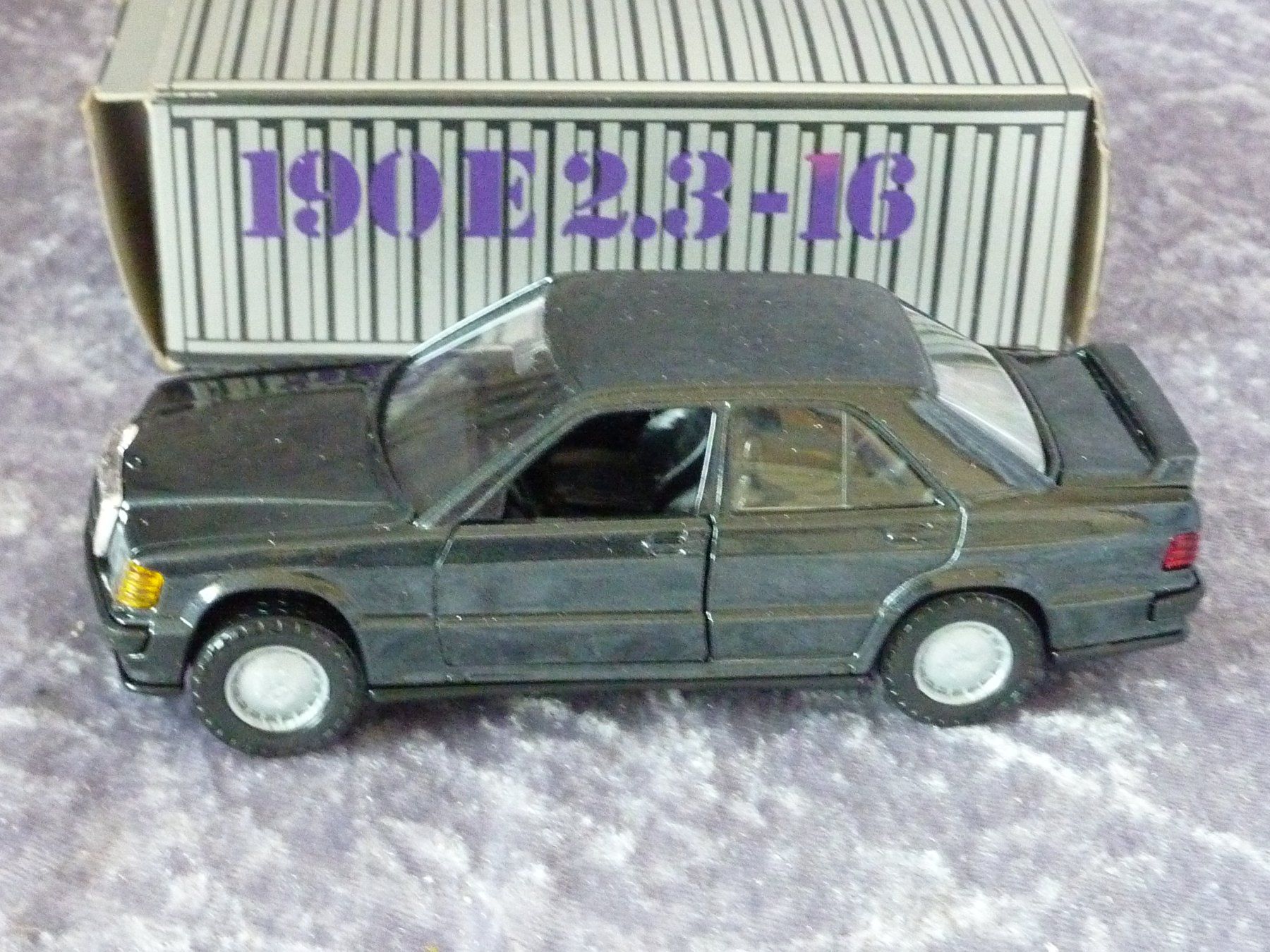 Mercedes-Benz Modellautos: Mercedes 190E 2.3-16  1:35 – Neu (gemäss Beschreibung) aus Dürrenäsch von modellautos4you 1