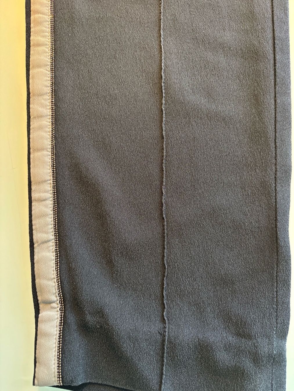 Brunello Cucinelli Pantaloni: Brunello Cucinelli  Seide Hosen gr.40(IT) – Usato da Eglisau venduto da SAM240186 7
