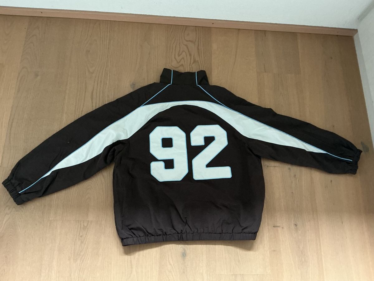 Jacken & Mäntel: Veste de jogging  – Gebraucht aus Martigny von Maxou74