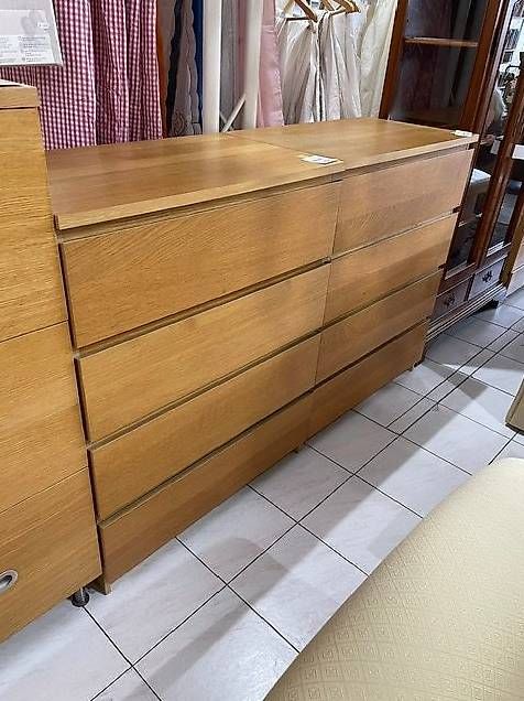 Cassettiere: Zeitloses Schubladenmöbel / Highboard – Usato da Neuhausen am Rheinfall venduto da galleria13 2