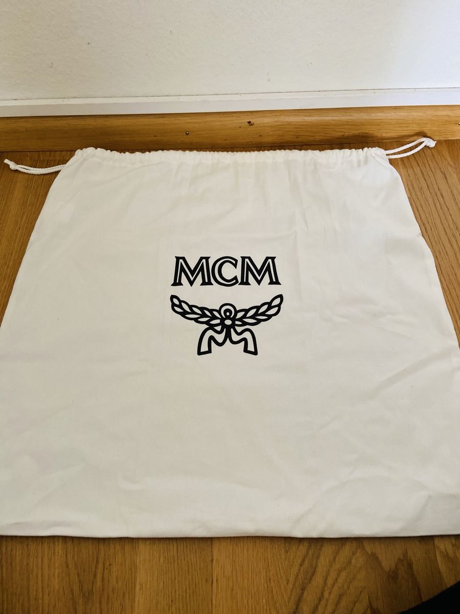 Mcm Rucksäcke: MCM Rucksack Grau – Gebraucht aus Riehen von nah00 6