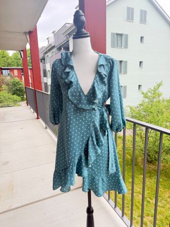 Sommerliches kleid Türkis mit Pünktli