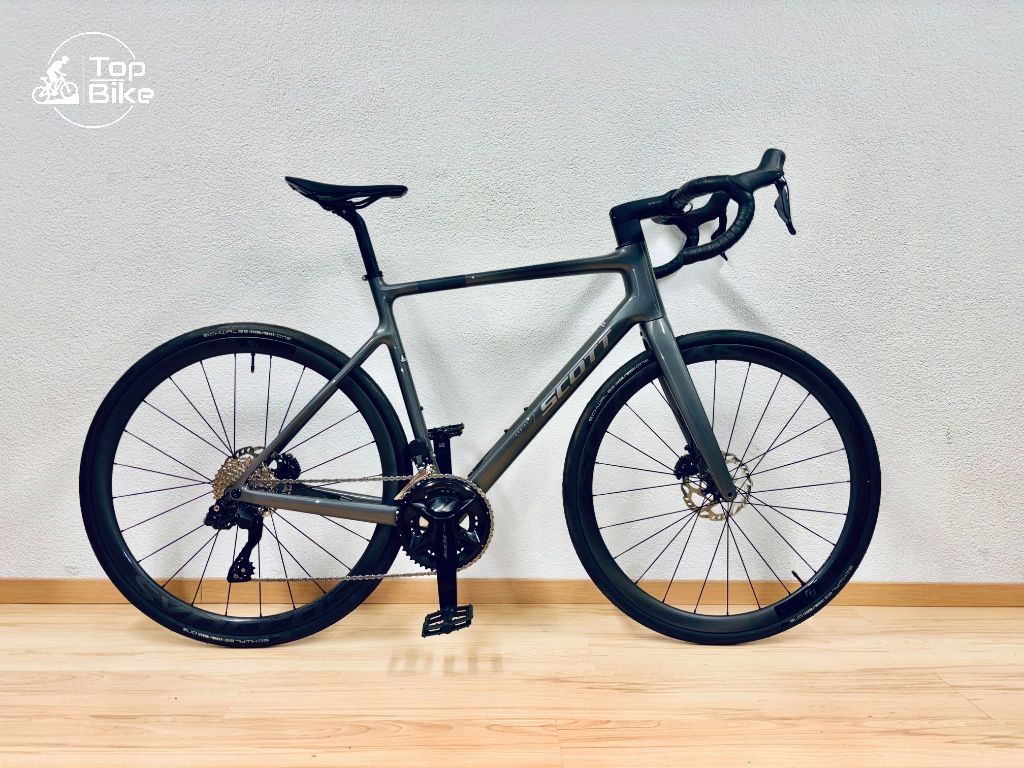 Scott Biciclette: NEW Scott Addict 30 L/56cm – Nuovo (secondo la descrizione) da Stallikon venduto da TopBikeCH