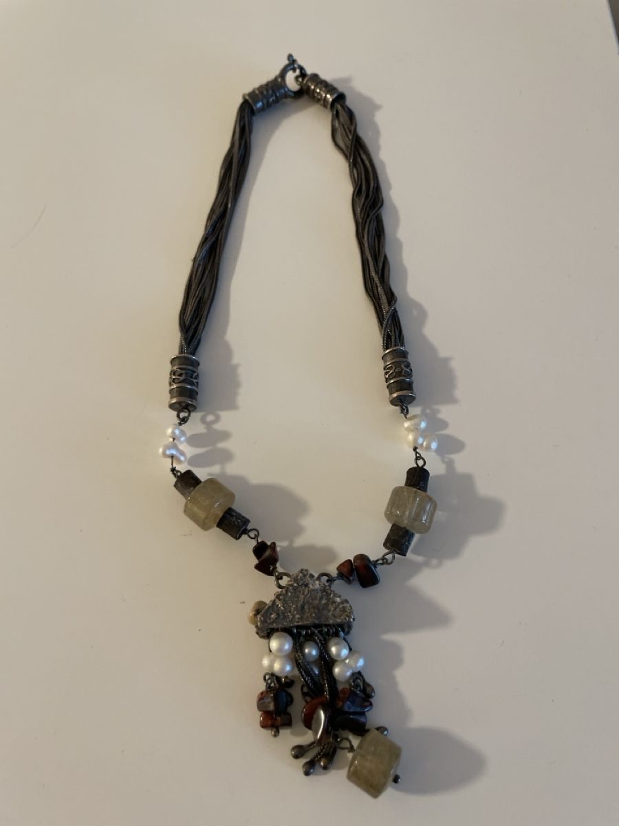 Catenine: Collier Bohème Chic Argenté et Perles - Style Unique! – Usato da Yverdon-les-Bains venduto da mar_hg5t