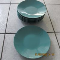 7x Teller, türkis, Durchmesser 22 cm, guter Zustand