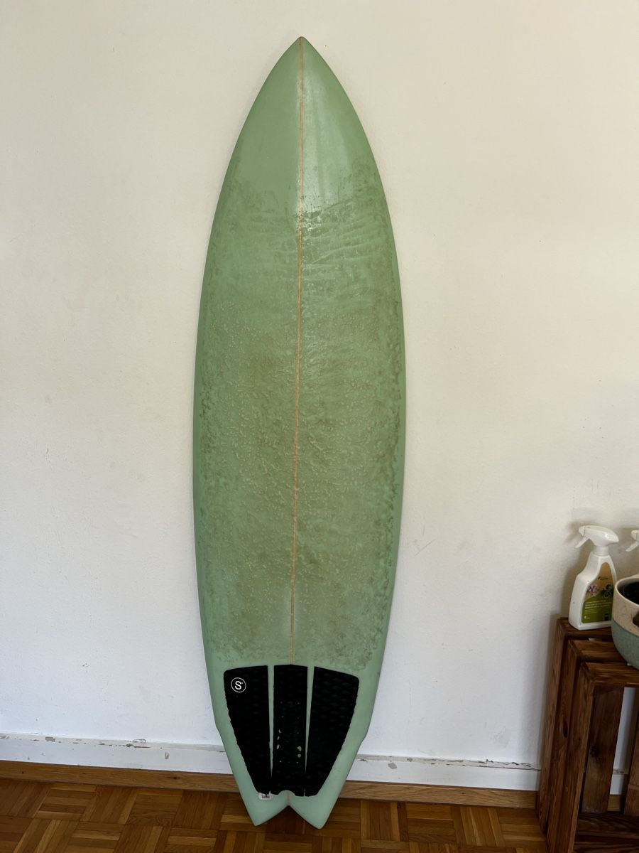 Surfboards & Schwimmbrette: Surfboard Fish 5'11 ca. 33 Liter – Gebraucht aus Basel von sar_2frb 1