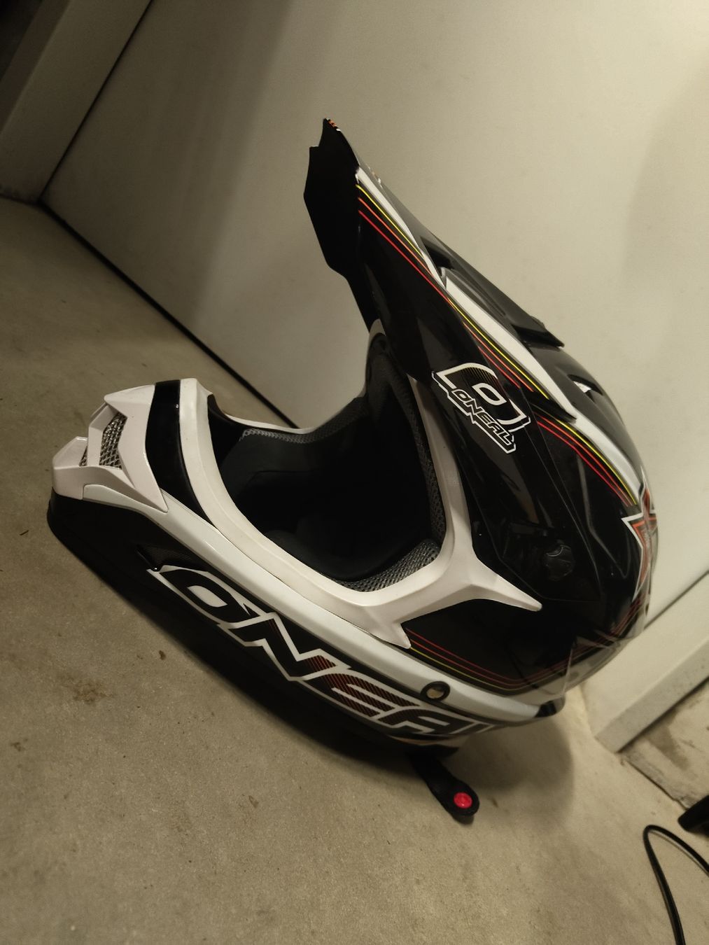 Caschi & visiere: Oneal MX/Supermoto Helm – Usato da Balgach venduto da ren_t28p