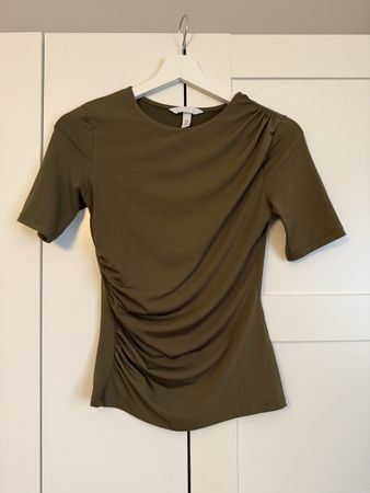 Talliertes Top Grün Grösse XS