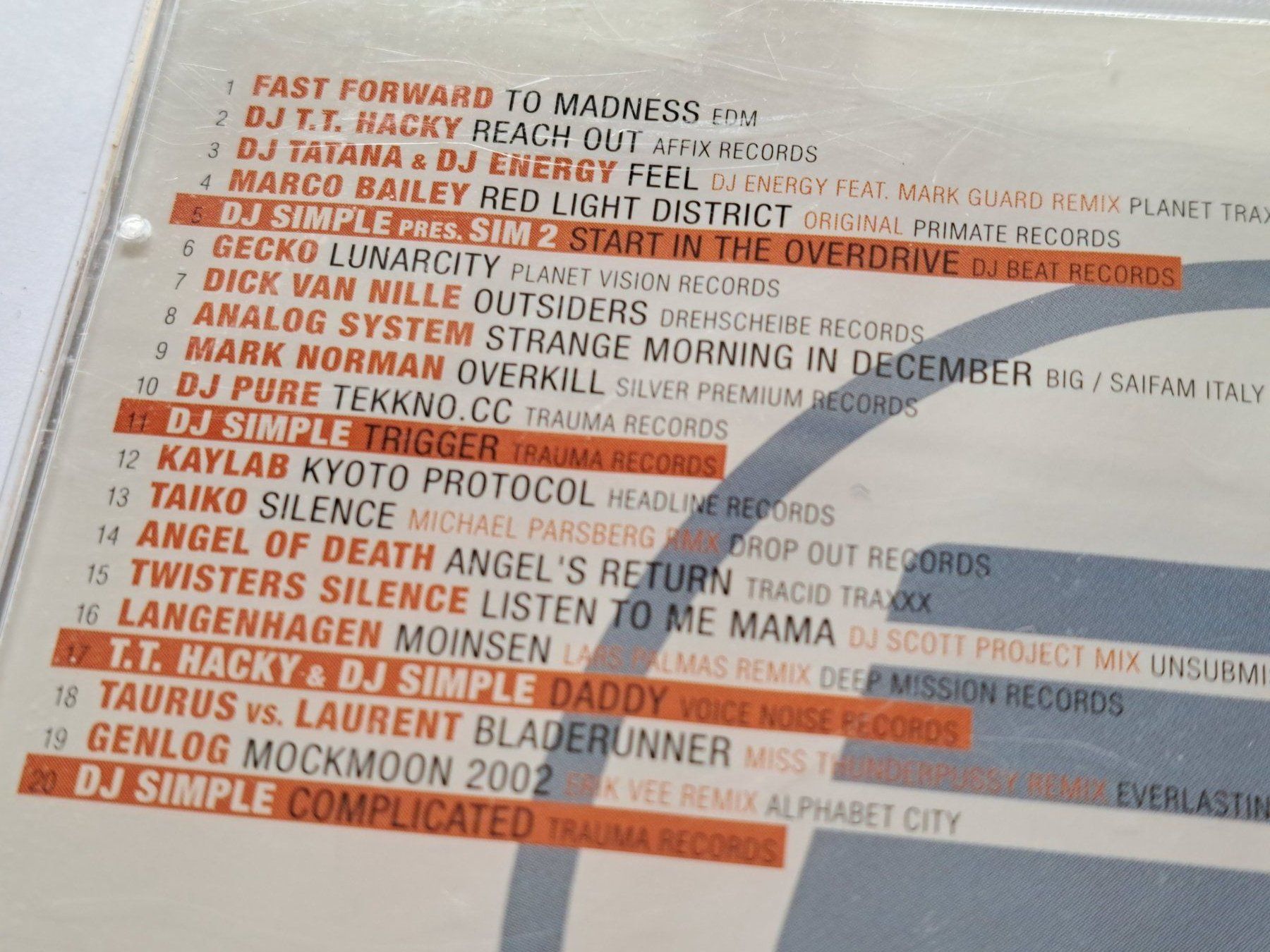 CDs: CD DJ Simple – Trigger – Gebraucht aus Pully von bro_n52j 3