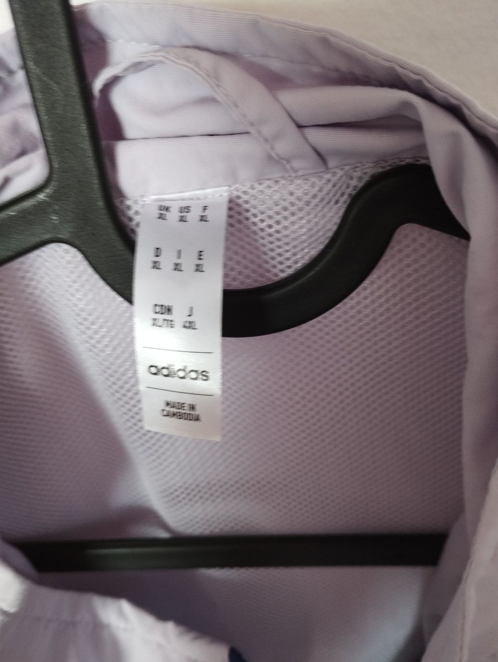 Adidas Giacche: Adidas Trainer Jacke XL – Usato da Oberwil BL venduto da suaku 1
