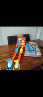 Die Hot Wheels Stunt Tracks - Corkscrew Jump Champion