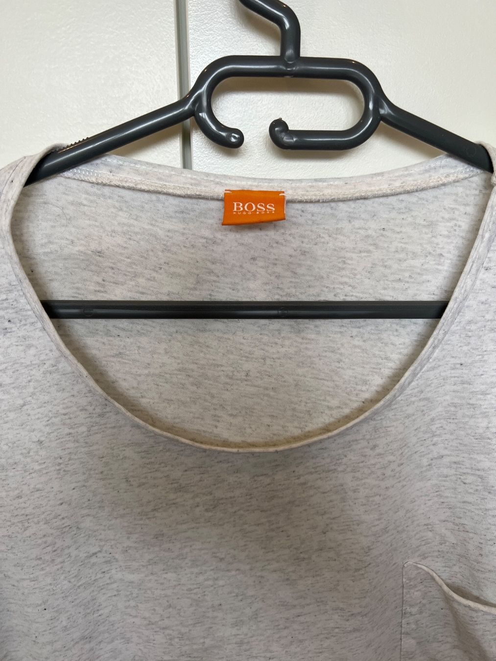Hugo Boss T-shirt: Hugo Boss Herren T-Shirt – Usato da Menzingen venduto da Dali2504 1