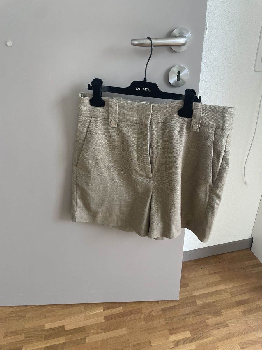 H&M Pantaloni: H&M Short Bermudas Gr.42 – Nuovo (secondo la descrizione) da Zürich venduto da Mary233