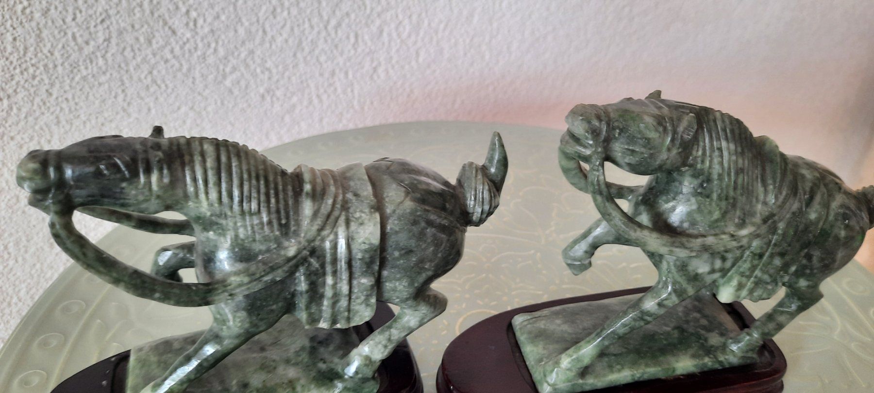 Skulpturen & Statuen: Couple de chevaux en jade signés – Gebraucht aus Chardonne von hel_h5k2 5