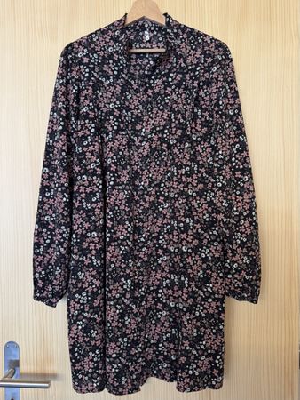 Blumenkleid Gr. M