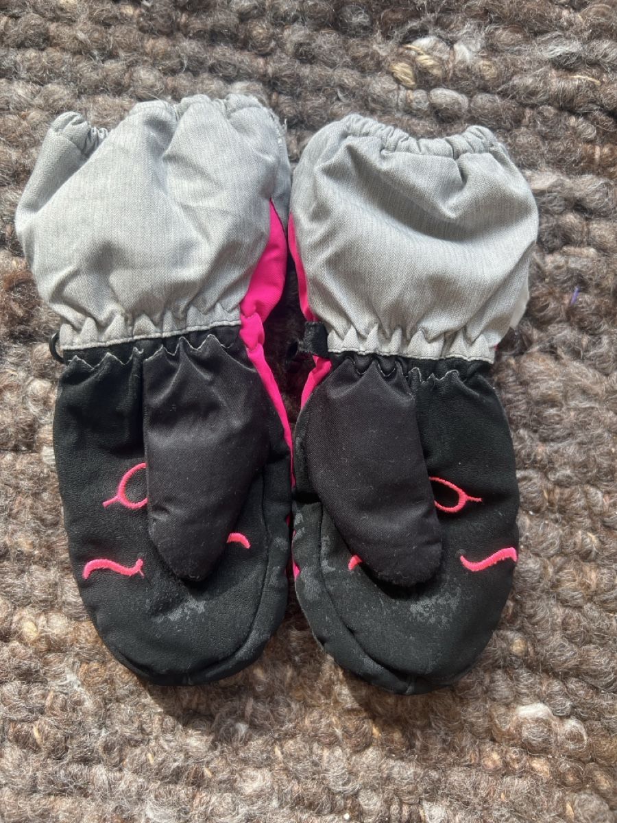 Guanti: C&A Kinder Ski-Handschuhe Gr ca 98/104 – Usato da Winterthur venduto da LeonoraCor 1