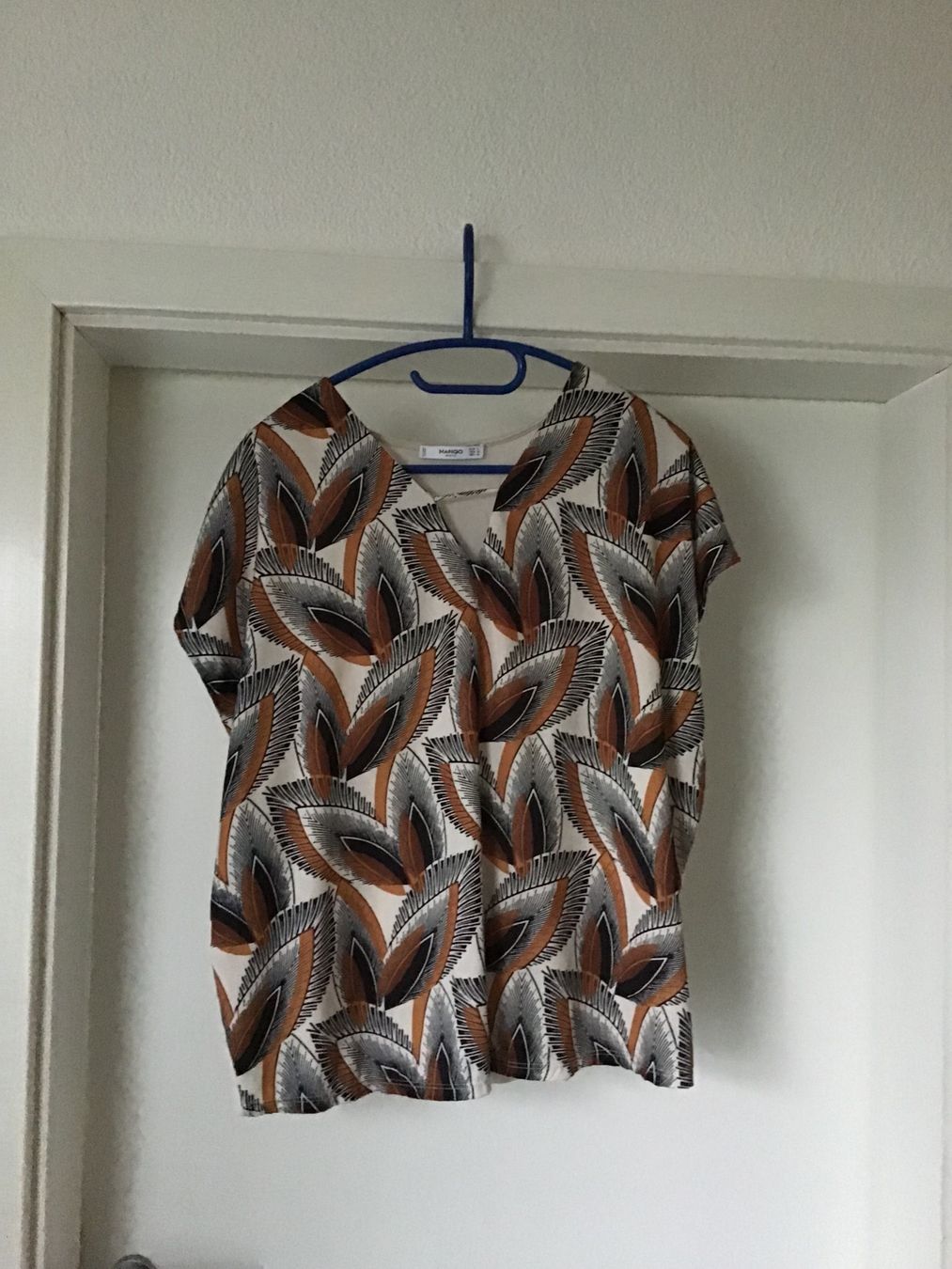 Mango Blusen: MANGO Bluse gr.L – Gebraucht aus St. Ursen von B1993