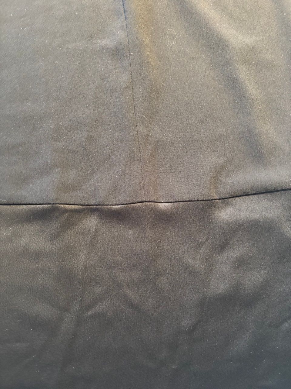 Vestiti: Schwarzes Kleid – Usato da Eglisau venduto da SAM240186 3