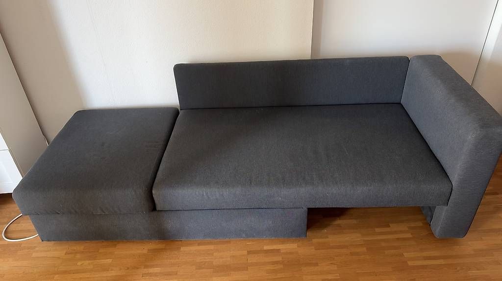 Divani: IKEA SKÖNABÄCK 2er-Bettsofa, dunkelgrau – Usato da Niederwangen BE venduto da lia95 1