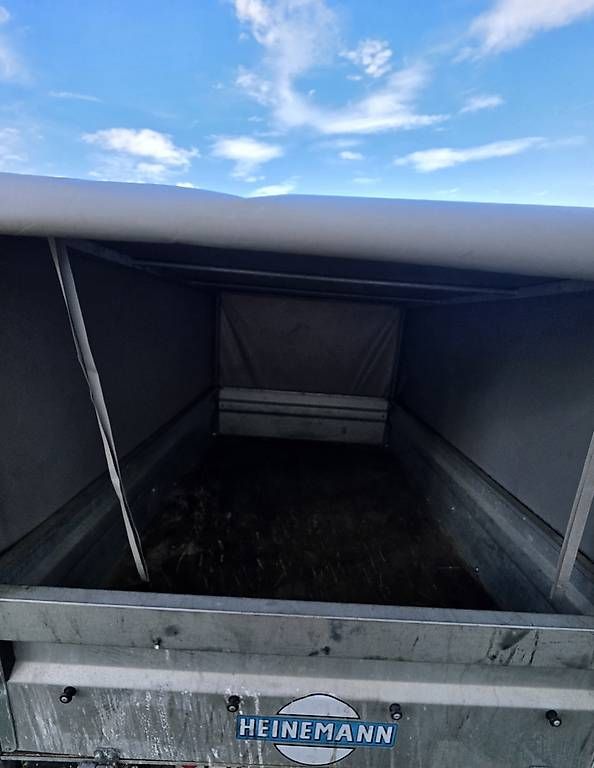 Anhänger: Remorque bâché 750kg – Gebraucht aus Villarimboud von Cotting92