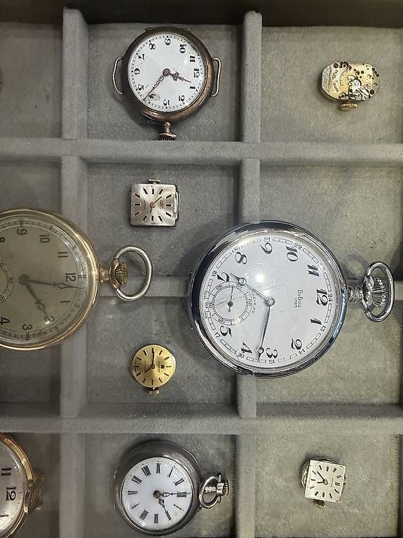 Orologi: Uhrwerke / Taschenuhren Konvolut – Usato da Allschwil venduto da Paradies_Allschwil 2