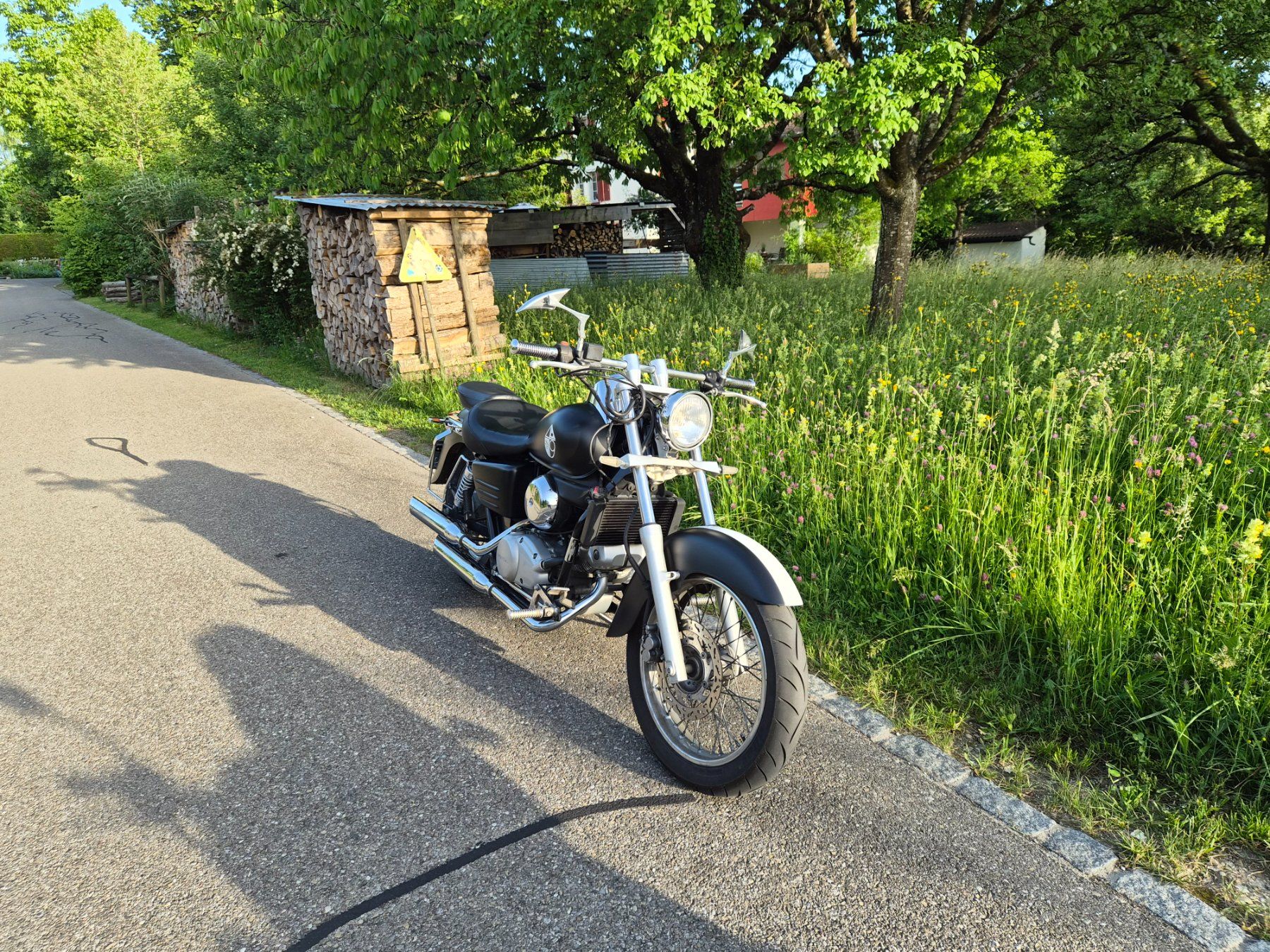 Honda Cruisers: Honda shadow vt125 Custom build – D'occasion à Wetzikon ZH par m_fruh23 2