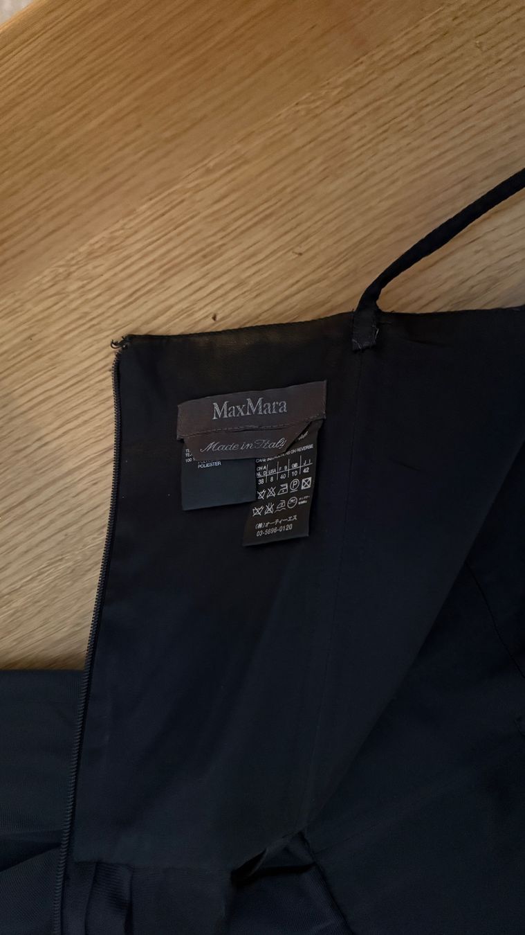 Max Mara Kleider: Klassisches MAX MARA KLEID schwarz Coco Abendkleid – Gebraucht aus Faulensee von Liebes_Kind_2019 7