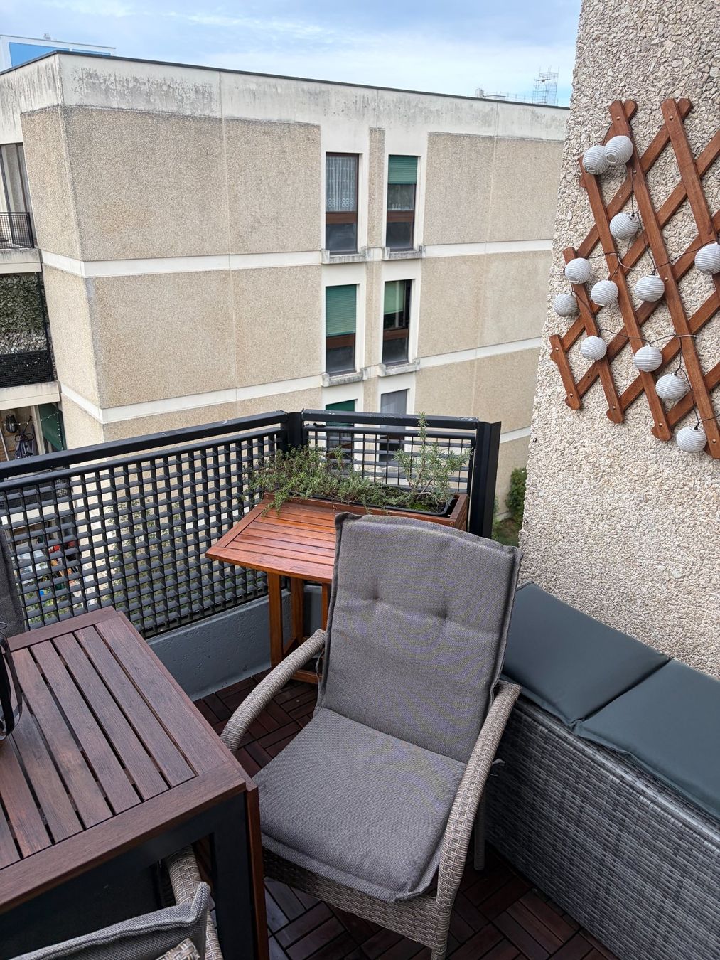 Set di tavolo e panche: Meubles terrasse – Usato da Onex venduto da fbellocpuntocom 2