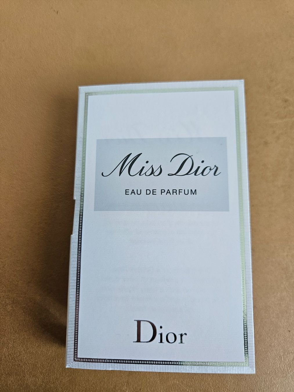 Dior Profumi & Eau de Toilette: Miss Dior - EAU DE PARFUM 1ML – Usato da Aesch BL venduto da Chrutli1