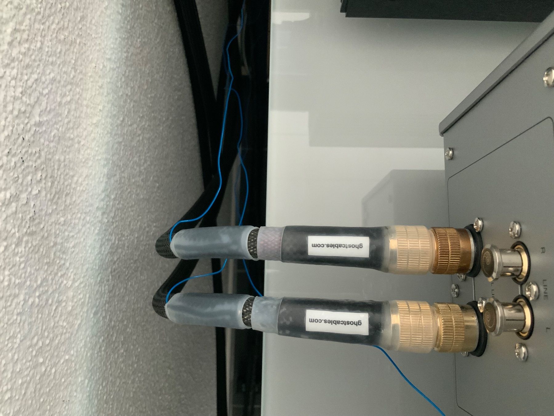 Cavi: Lautsprecherkabel und NF-Kabel der Superlative! – Usato da Embrach venduto da Pampam0 2