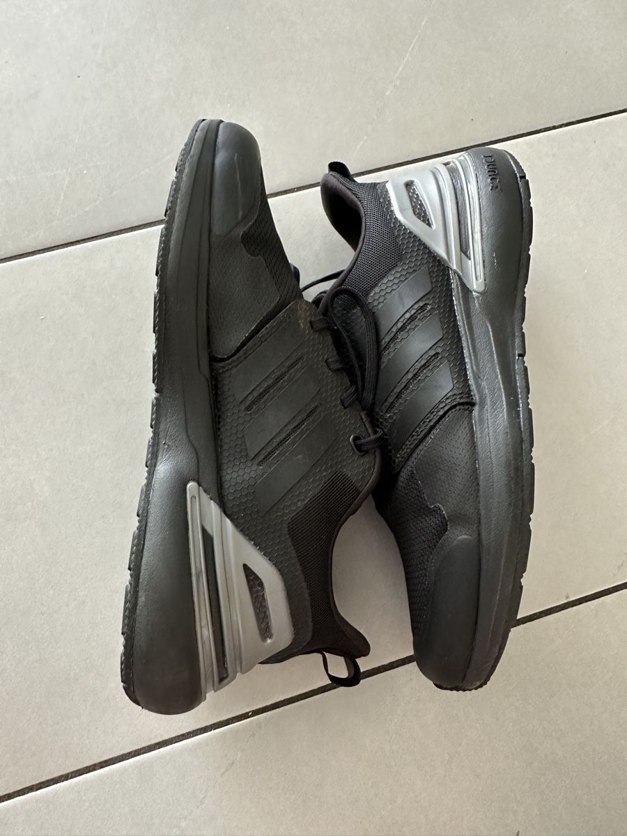 Adidas Scarpe da uomo: Adidas Schuhe Grösse 40 – Usato da Wohlen AG venduto da cello80 1