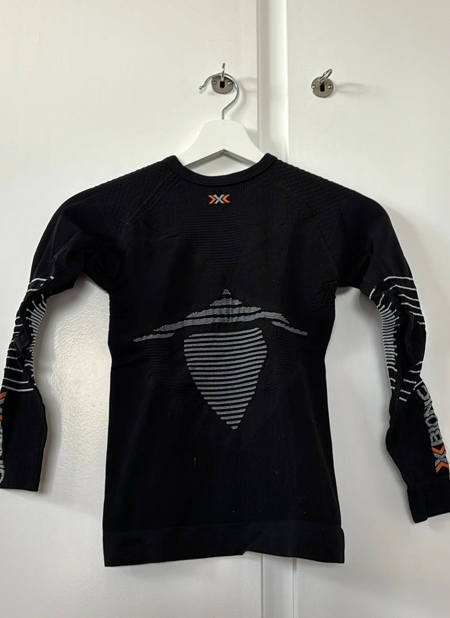 X-bionic Biancheria intima: X-Bionic Thermoshirt Energizer - XS – Nuovo (secondo la descrizione) da Winterthur venduto da noriina