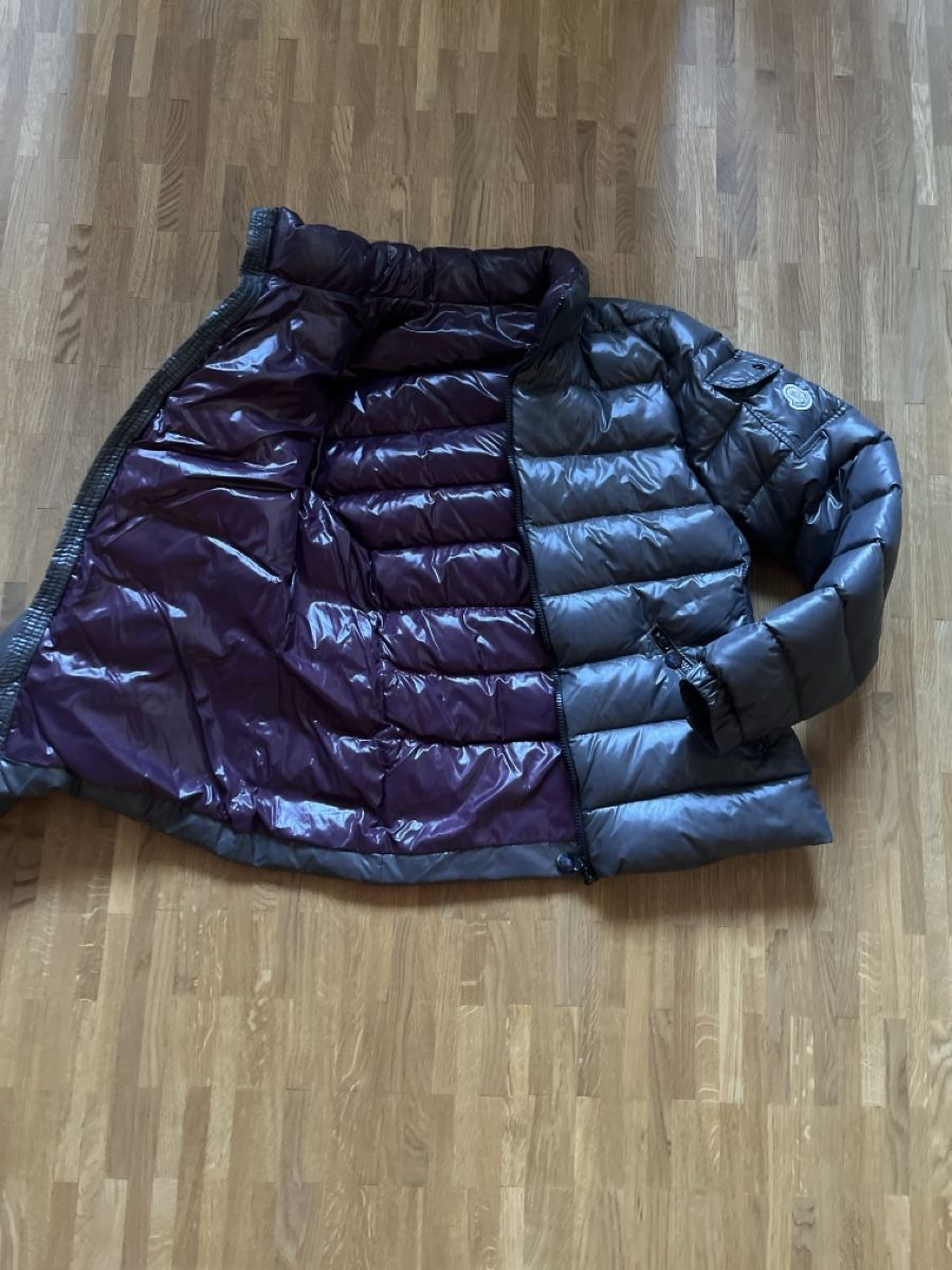 Moncler Giacche: Moncler Jacke – Usato da Parpan venduto da SonneMondSternen 1