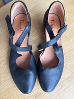 Eleganter Damenschuh der Marke Think