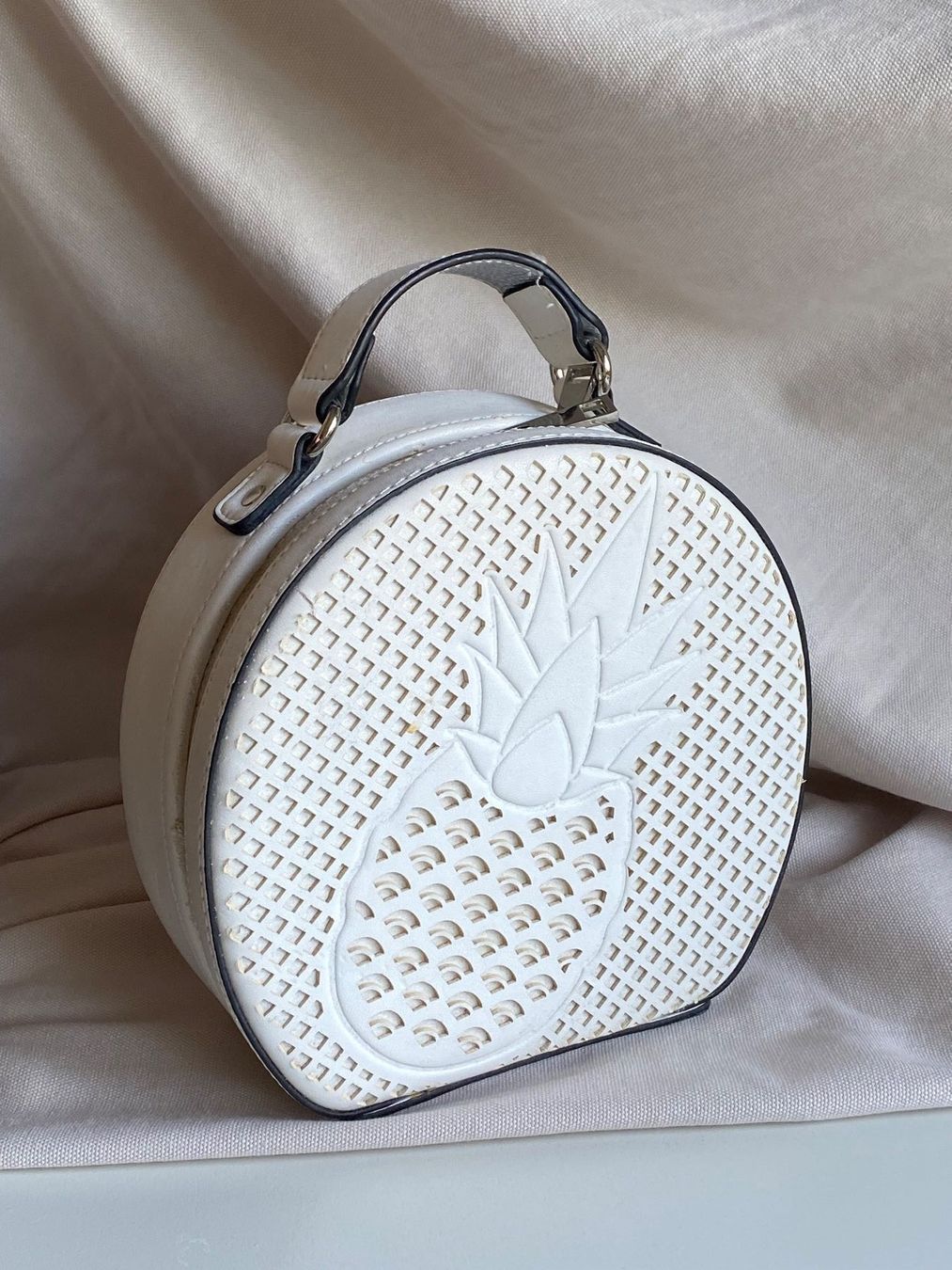 Sacs & sacs à dos: Ananas-Tasche von Call it Spring - super cute – D'occasion à Zürich par DeeJayJay 1