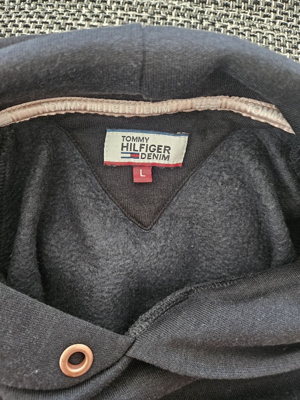 Tommy Hilfiger Pulls & Sweat-shirts: Tommy Hilfiger Denim Pullover mit Kaputze Gr.L – D'occasion à Muri AG par Corina99 3