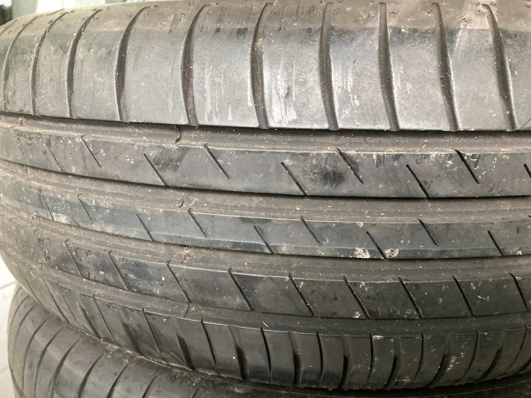 Pirelli Pneus & Kompletträder: 205/60R16 Sommerpneu Good Year – Gebraucht aus Cham von WB2223 1
