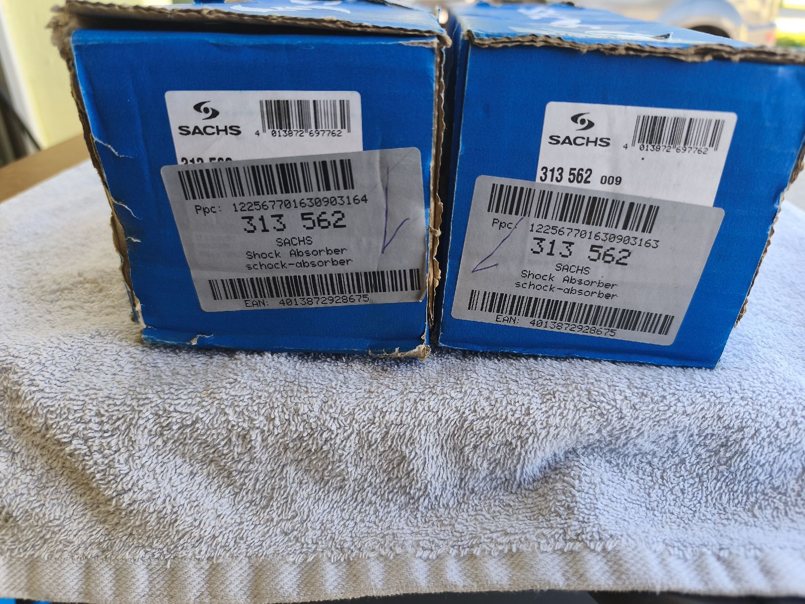 Tutti pezzi di ricambio auto: Stossdämpfer Sachs NEU – Nuovo e nell'imballaggio originale da Recherswil venduto da Sruscha58 1