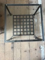 Moderner Glastisch mit Metallgestell | 68 × x68 x 45 cm