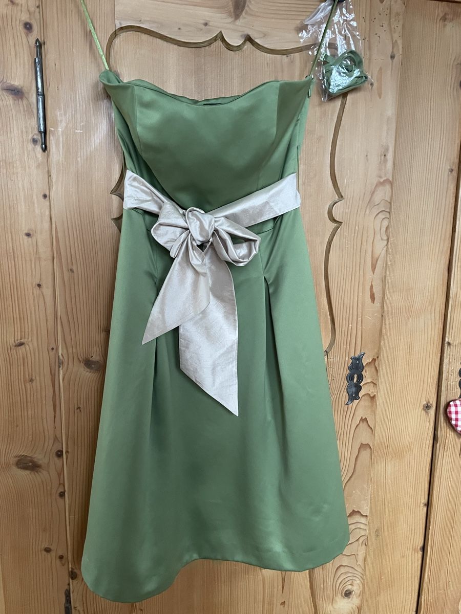 Vestiti: Cocktailkleid festlich 36 – Usato da Siebnen venduto da Starlauf