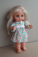 Kleines süsses Püppchen 26cm 1970er Jahre
