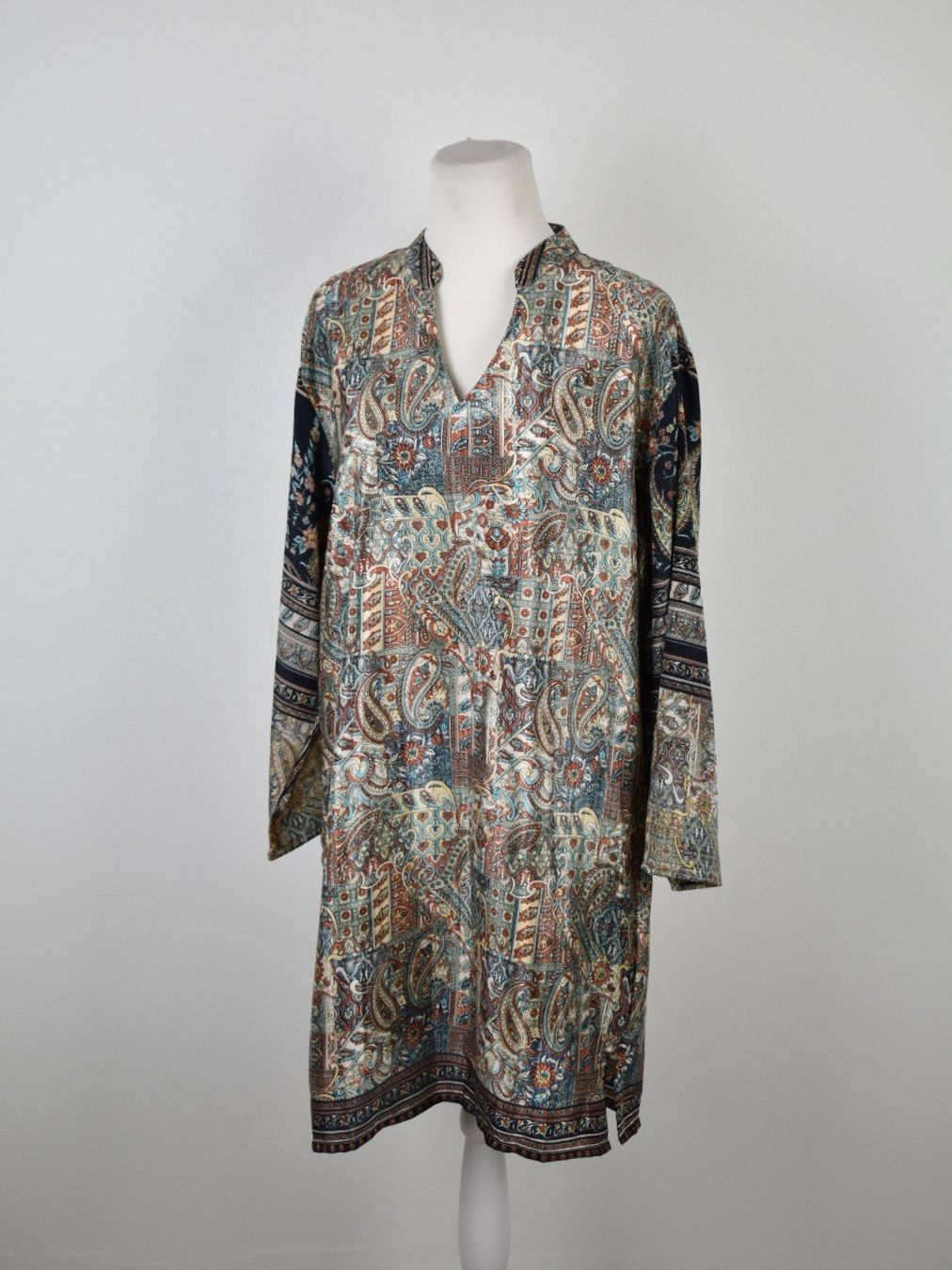 Kleider: Swarna Greece Kleid, one size, 70% Seide – Gebraucht aus Nürensdorf von 2ND_STORY 1