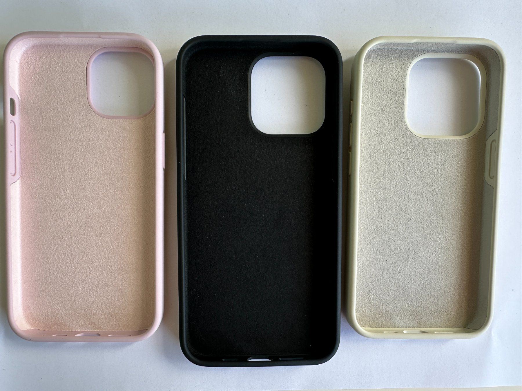 Cover & Protezioni schermo: Black, iPhone 15 PLUS, Liquid Silicone Phone Case – Nuovo e nell'imballaggio originale da Gattikon venduto da Sarahs_Schatzkammer 5