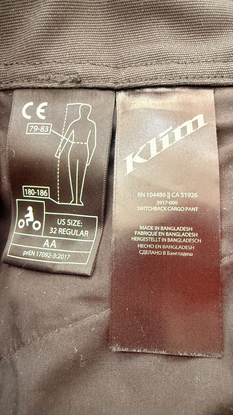 Klim Pantaloni: KLIM Switchback Cargo Motorradhose, original und ungetragen – Nuovo (secondo la descrizione) da Schwellbrunn venduto da Swisscosmopolit 3