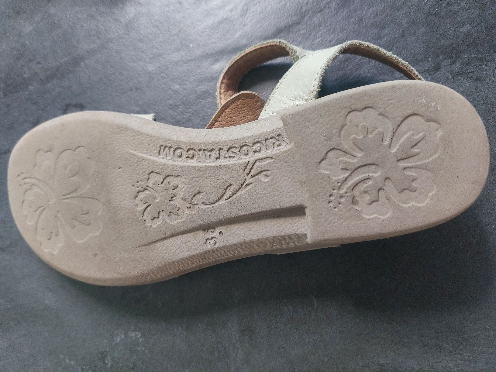 Schuhe für Mädchen: Sandalen Gr. 36, Leder – Gebraucht aus Zufikon von balibu 1