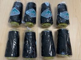 8 Konen Overlock Faden, Schwarz, NEU