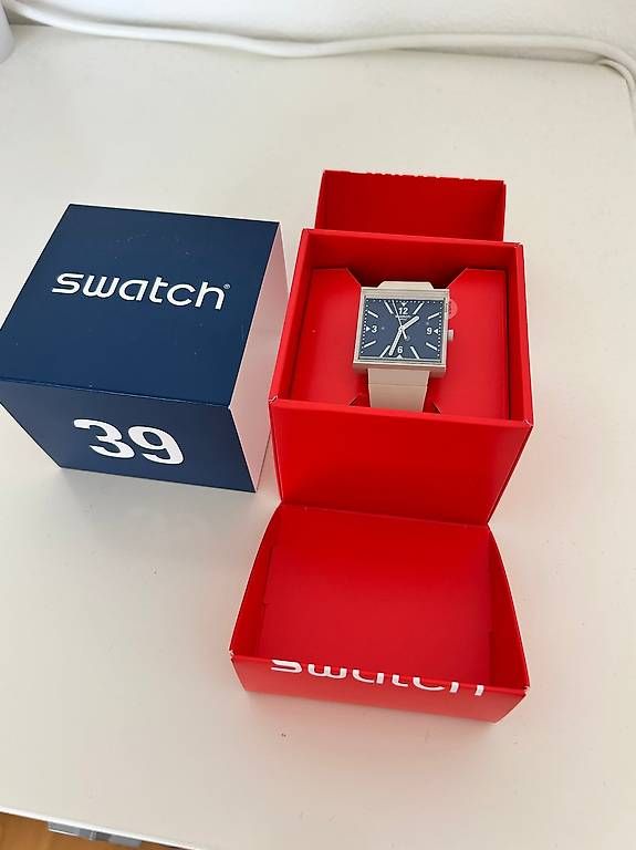 Orologi: SWATCH WHAT IF...TARIFFS?  39% - Neu originalverpackt – Usato da Biel/Bienne venduto da ste_8vdy 2