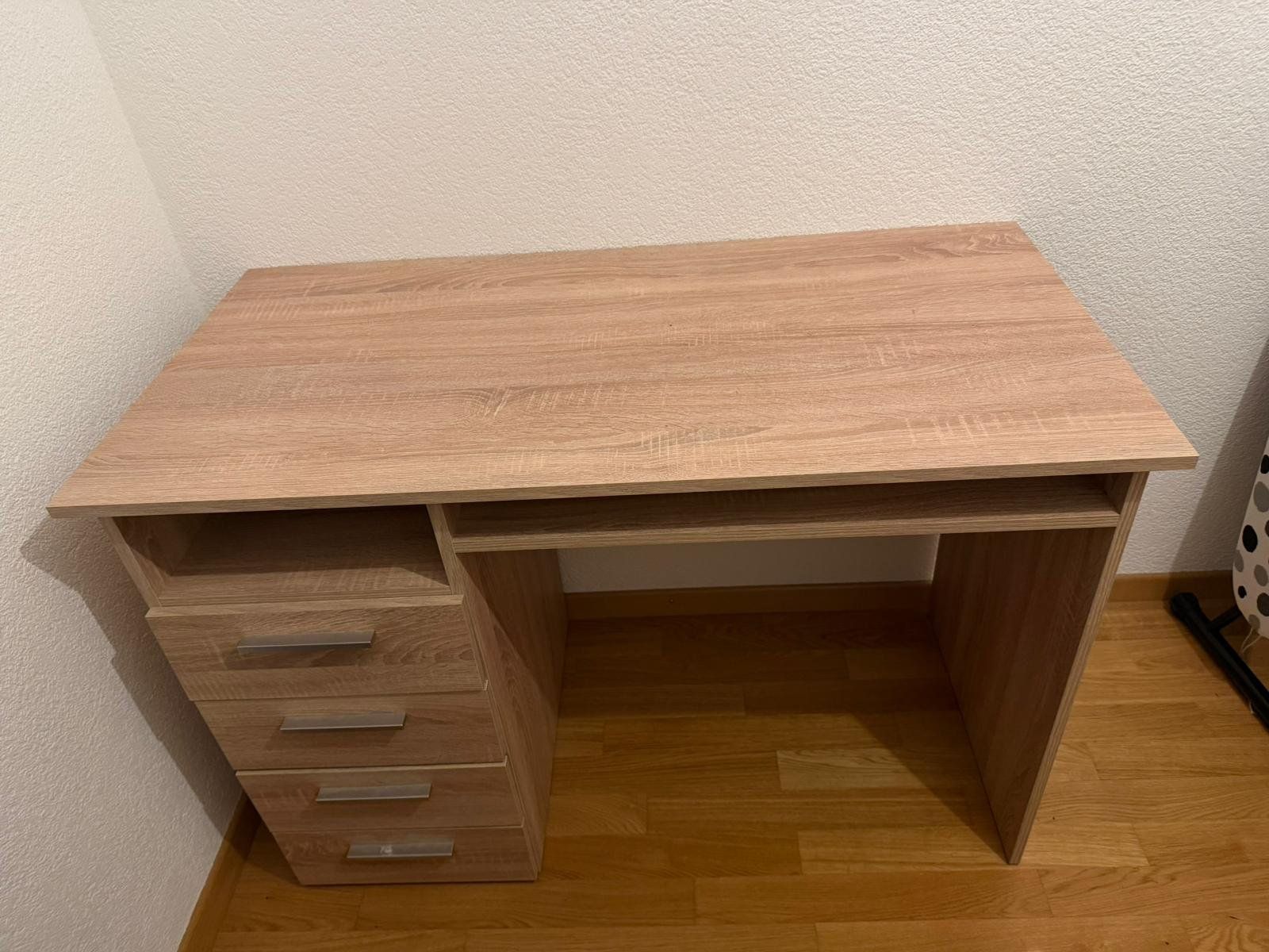 Schreibtische: Bureau – Gebraucht aus La Chaux-de-Fonds von lef_rd89