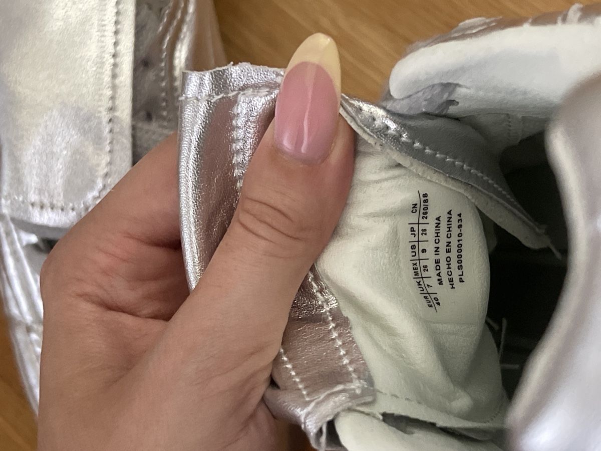 Pepe Jeans Scarpe da donna: Pepe Jeans Baskets argentées brillantes – Nuovo (secondo la descrizione) da Colombier NE venduto da ann_9k9k 2