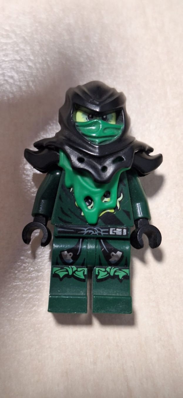 Lego Statuette: Lego Ninjago Possessed Lloyd – Usato da Egnach venduto da sea_2zvc